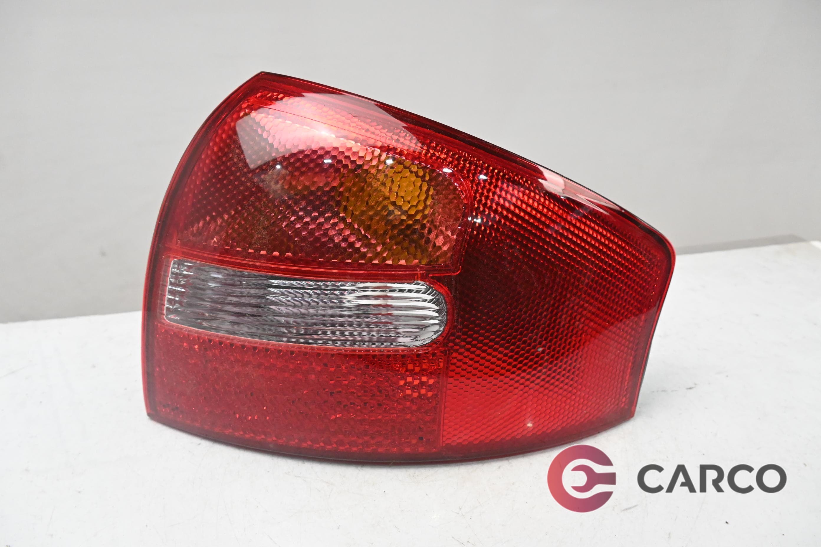 Стоп десен за AUDI A6 седан (4B2, C5) 2.4 (1997 - 2005)