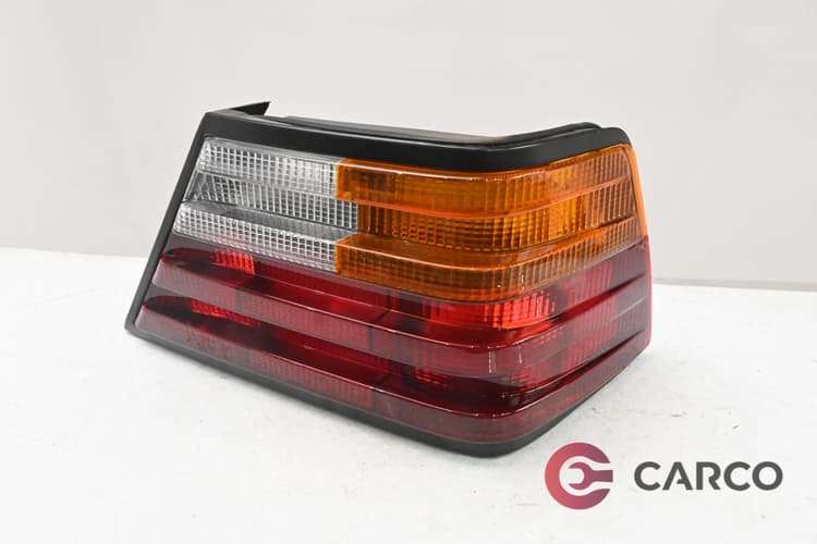 Стоп десен за MERCEDES-BENZ седан (W124) 200 D (124.120) (1984 - 1993)