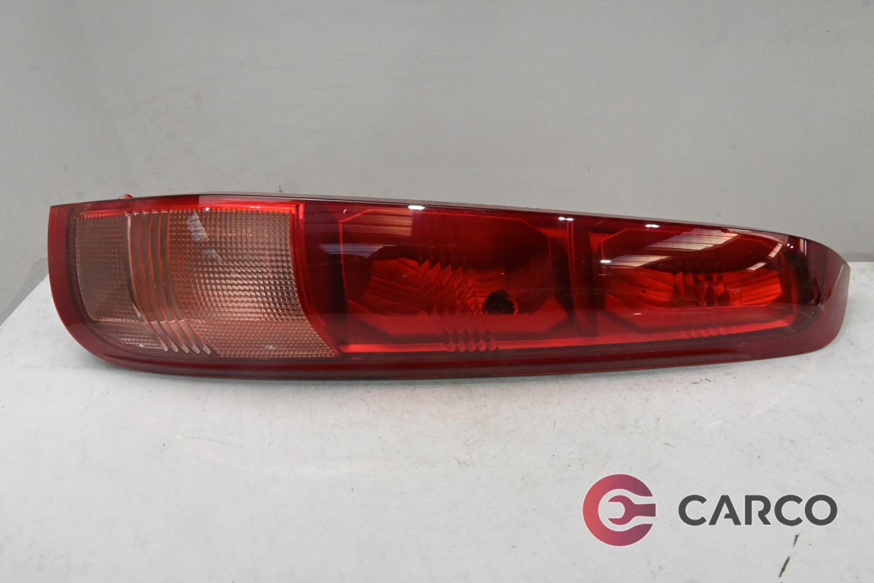 Стоп десен за NISSAN X-TRAIL (T30) 2.2 Di 4x4 (2001 - 2013)