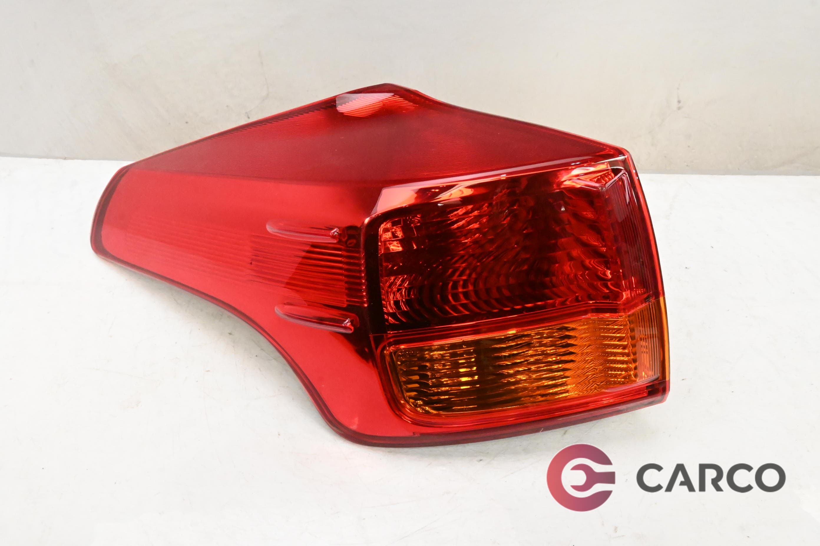 Стоп външен ляв за TOYOTA RAV 4 IV (WWA4_, AVA4_, ZSA4_, ALA4_) 2.0 D4-D 4WD (2012)