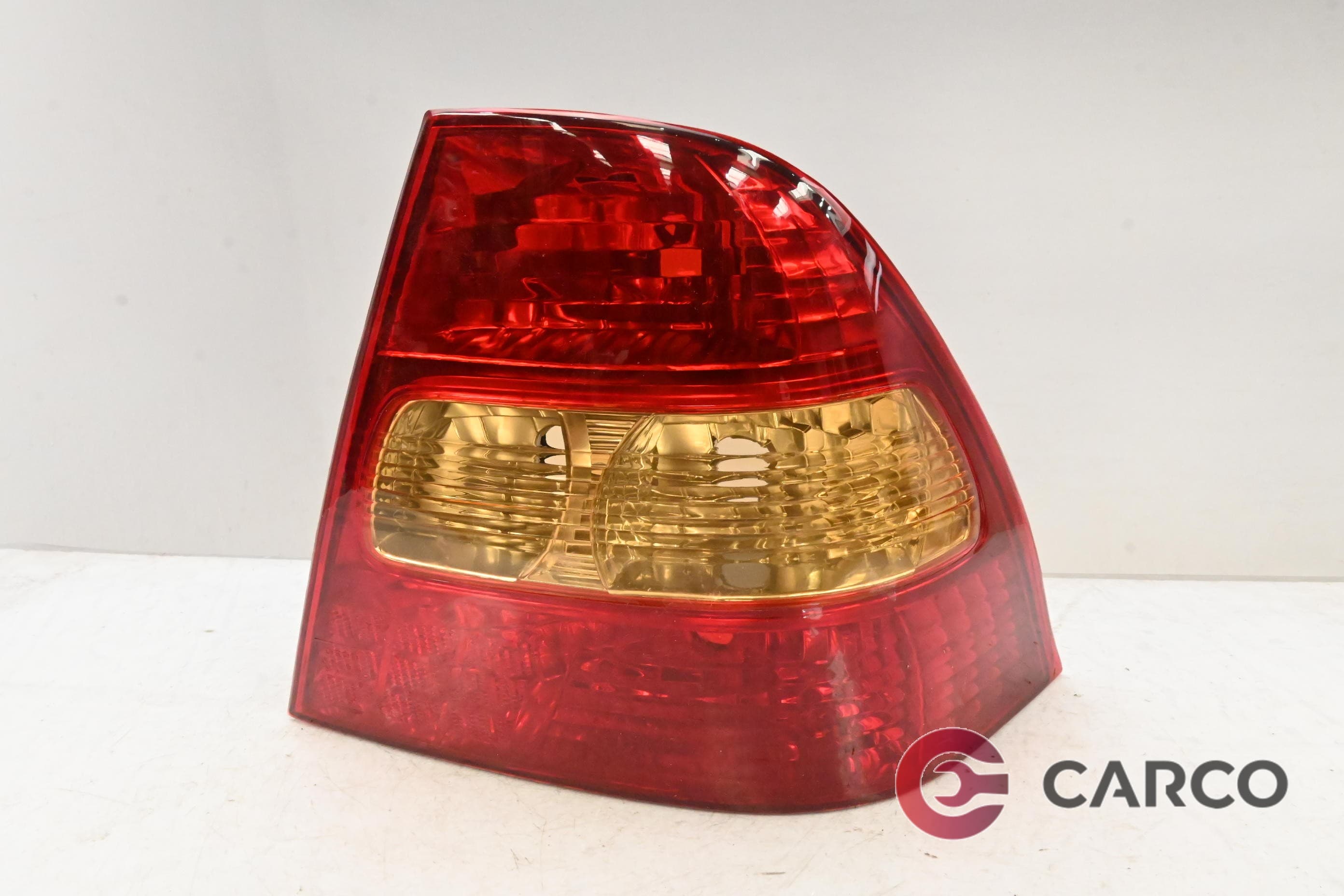 Стоп десен за TOYOTA COROLLA седан (_E12) 1.4L 16V (2001 - 2006)