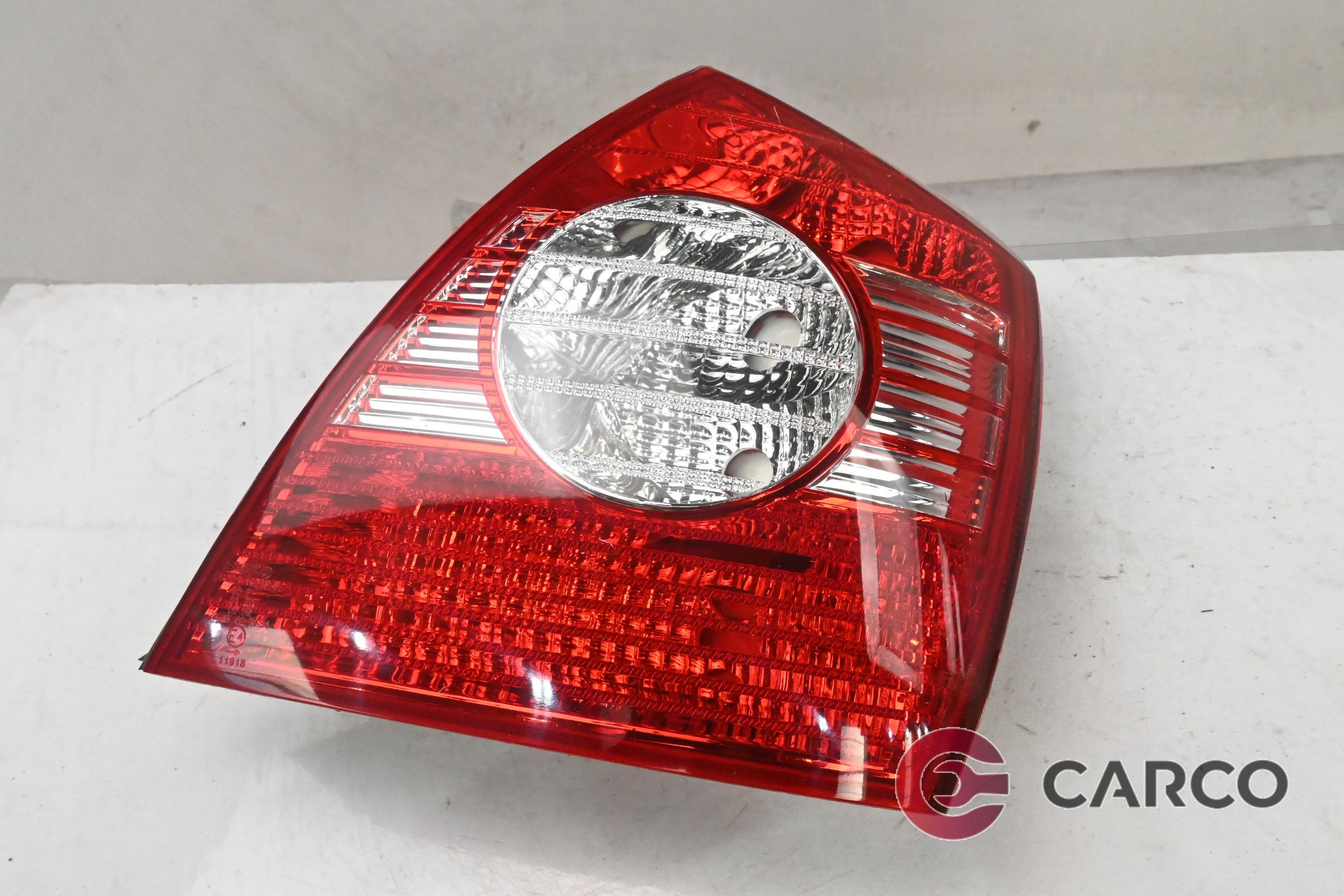 Стоп десен за HYUNDAI ELANTRA седан (XD) 2.0 (2000 - 2006)