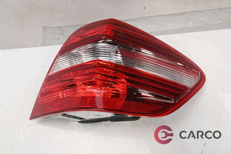 Стоп десен за MERCEDES-BENZ M-CLASS (W164) ML 320 CDI 4-matic (164.122) (2005)