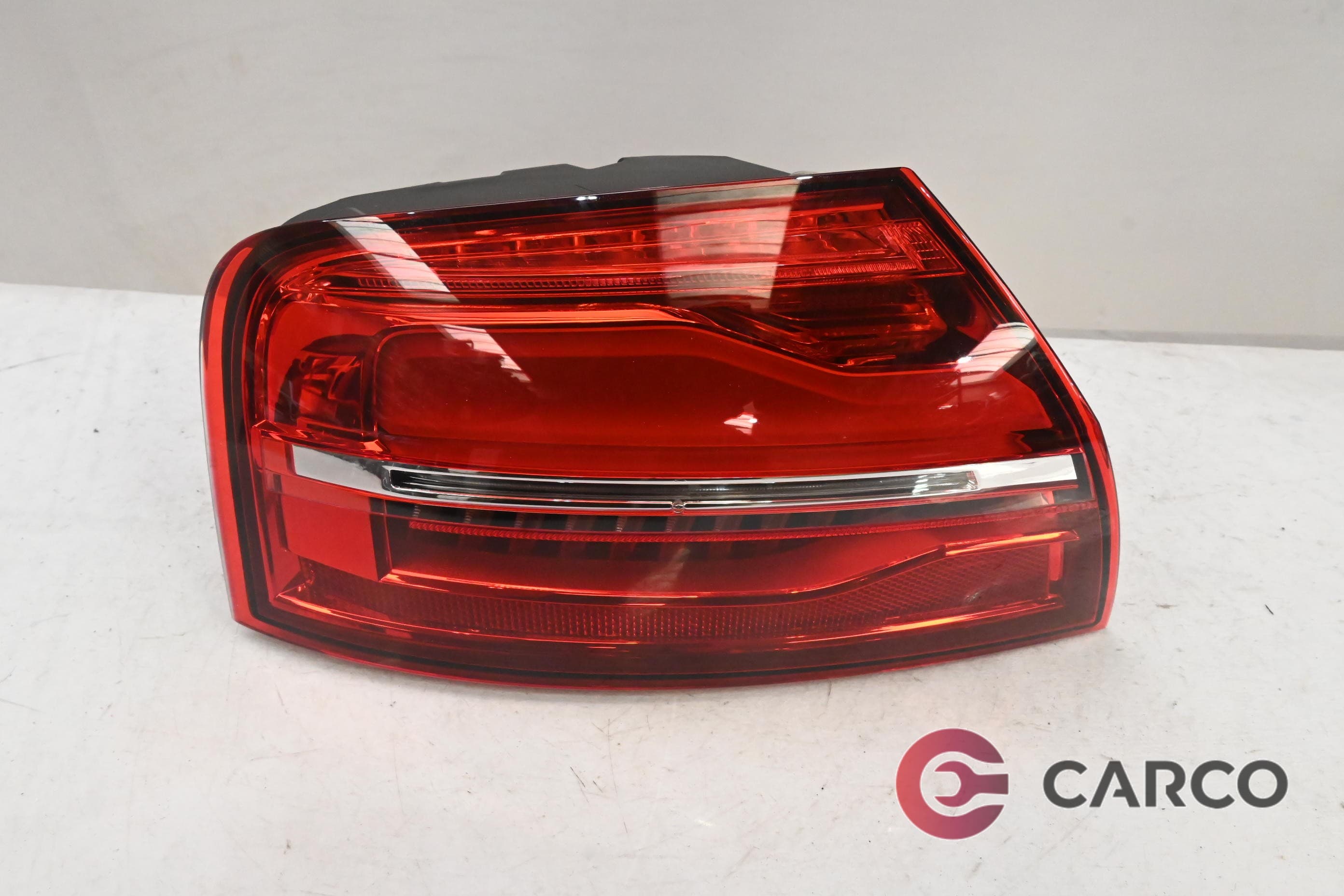 Стоп ляв за AUDI A8 (4H_) S8 quattro (2009)