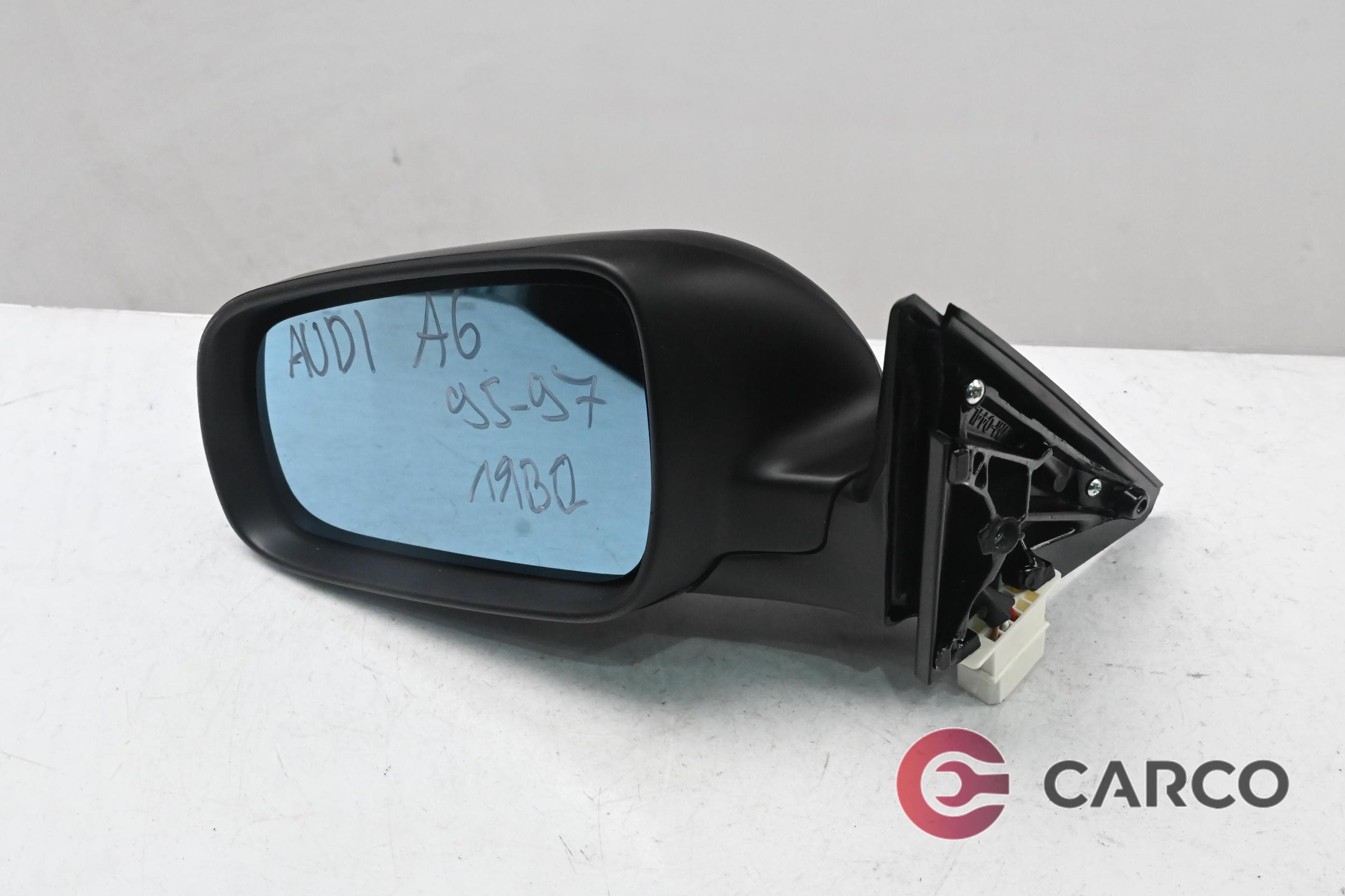 Огледало ляво за AUDI A6 Avant (4A, C4) 2.5 TDI (1994 - 1997)