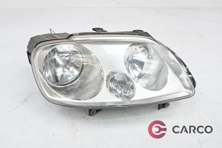 Фар десен за VW CADDY III ван (2KB, 2KJ, 2CB, 2CJ) 1.9 TDI (2004)