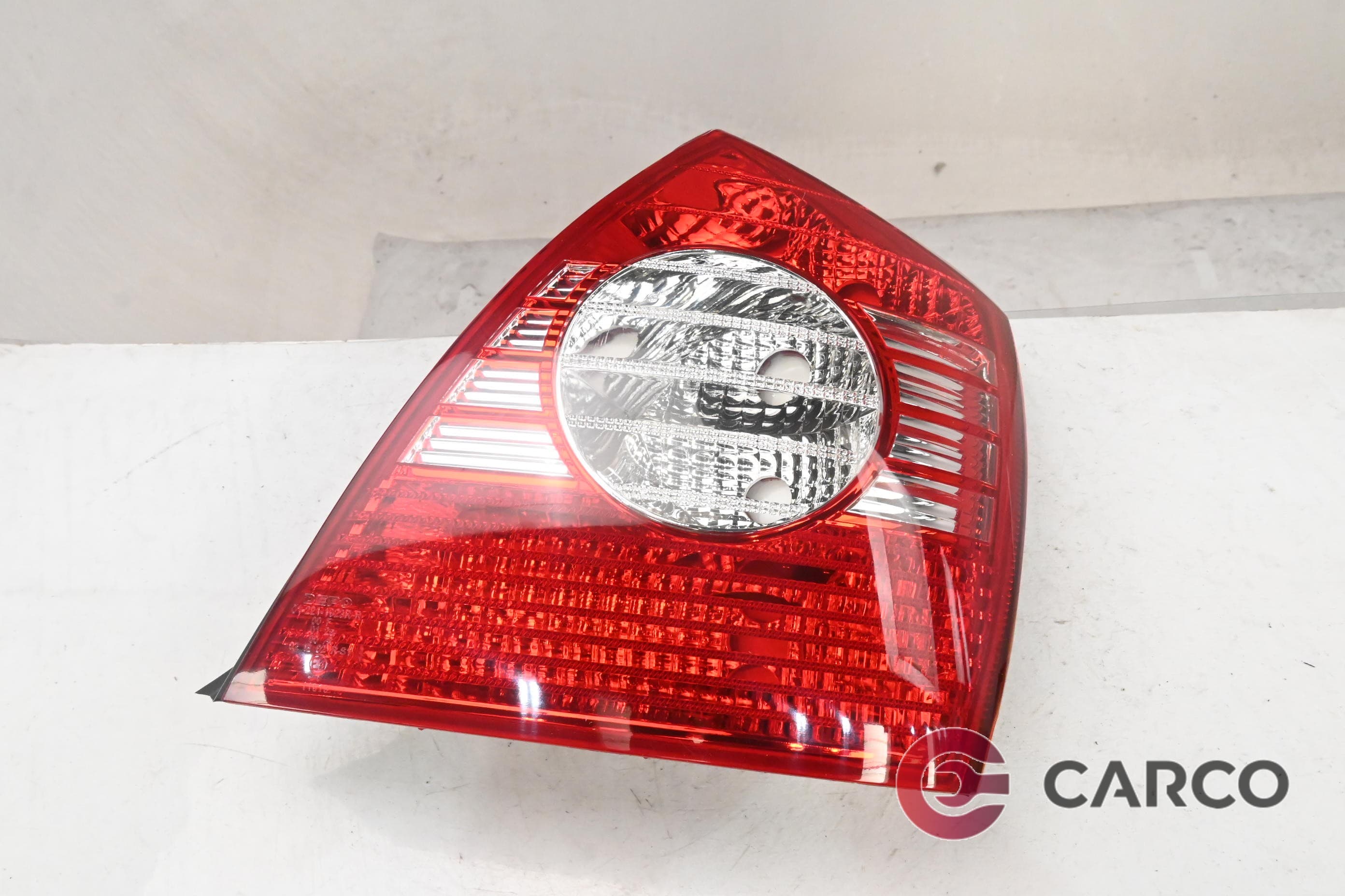 Стоп десен за HYUNDAI ELANTRA седан (XD) 2.0 (2000 - 2006)