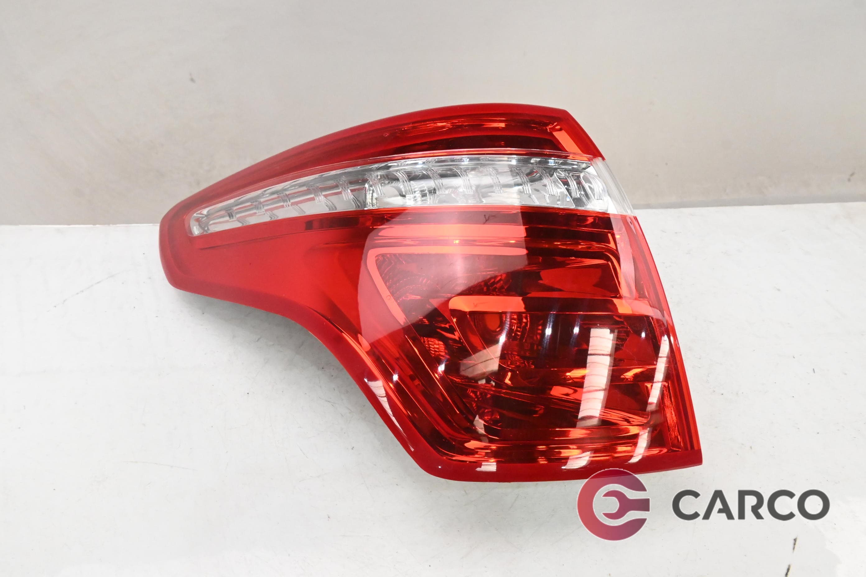 Стоп външен ляв за CITROEN C4 Picasso I (UD_) 2.0 i 16V (2007 - 2013)