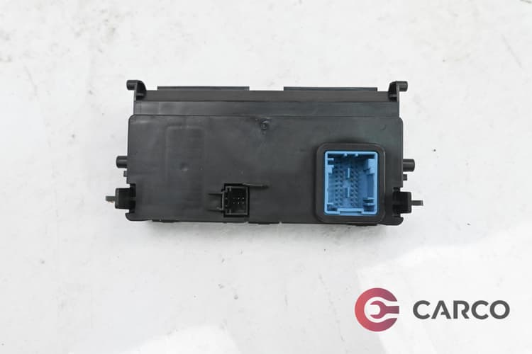 Комфорт модул 9687606680 за CITROEN C4 II (B7) 1.6 HDi 110 (2009)