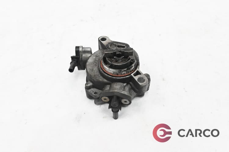Вакуум помпа 9684786780 за CITROEN C4 II (B7) 1.6 HDi 110 (2009)