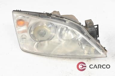 Фарове комплект 2 броя за FORD MONDEO Mk III седан (B4Y) 2.0 16V DI / TDDi / TDCi (2000 - 2007)