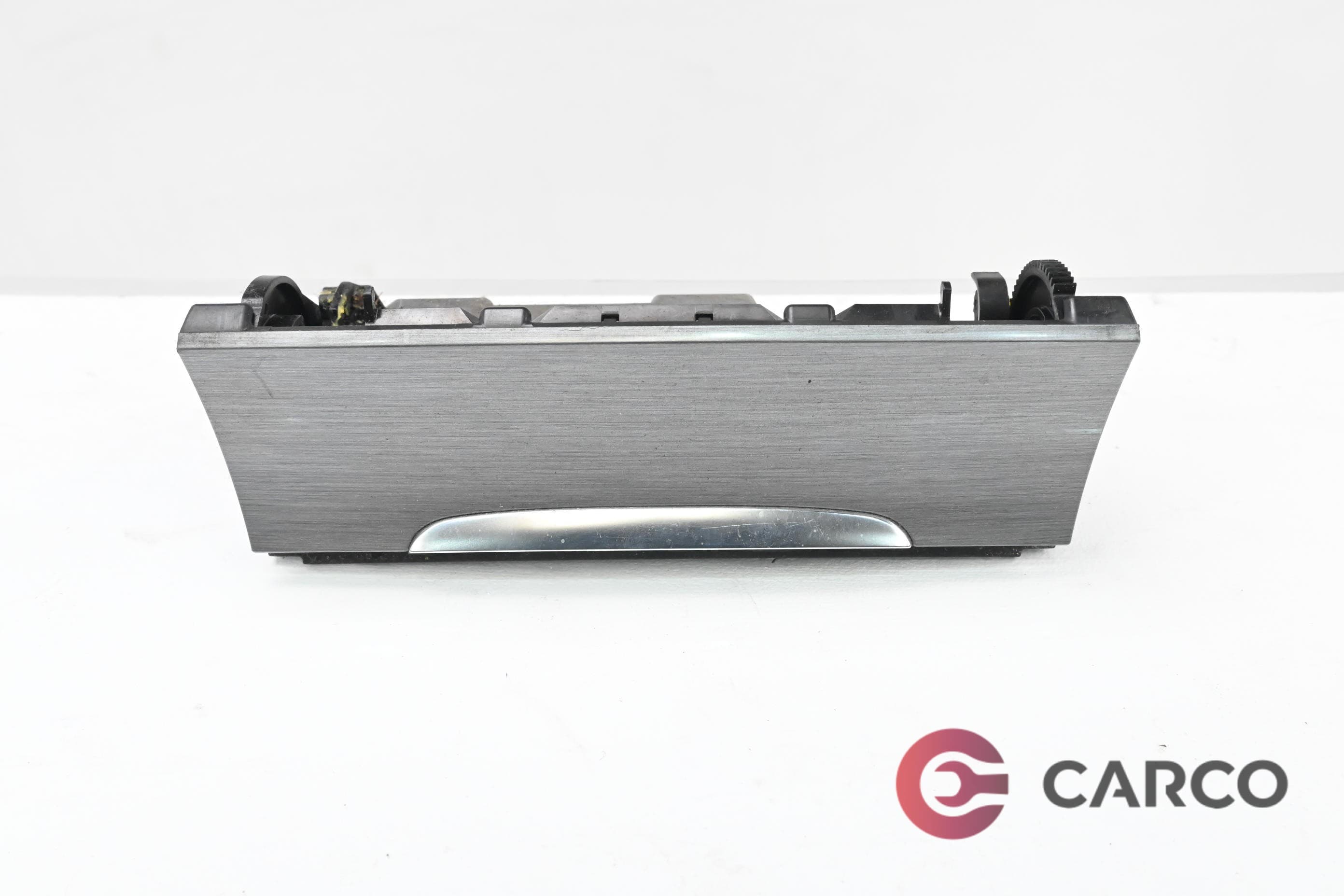 Пепелник за VW PASSAT седан B7 (362) 2.0 TDI (2010 - 2014)
