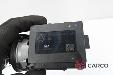 Конзола ключ запалване 3C0 905 843 AD за VW PASSAT седан B7 (362) 2.0 TDI (2010 - 2014)