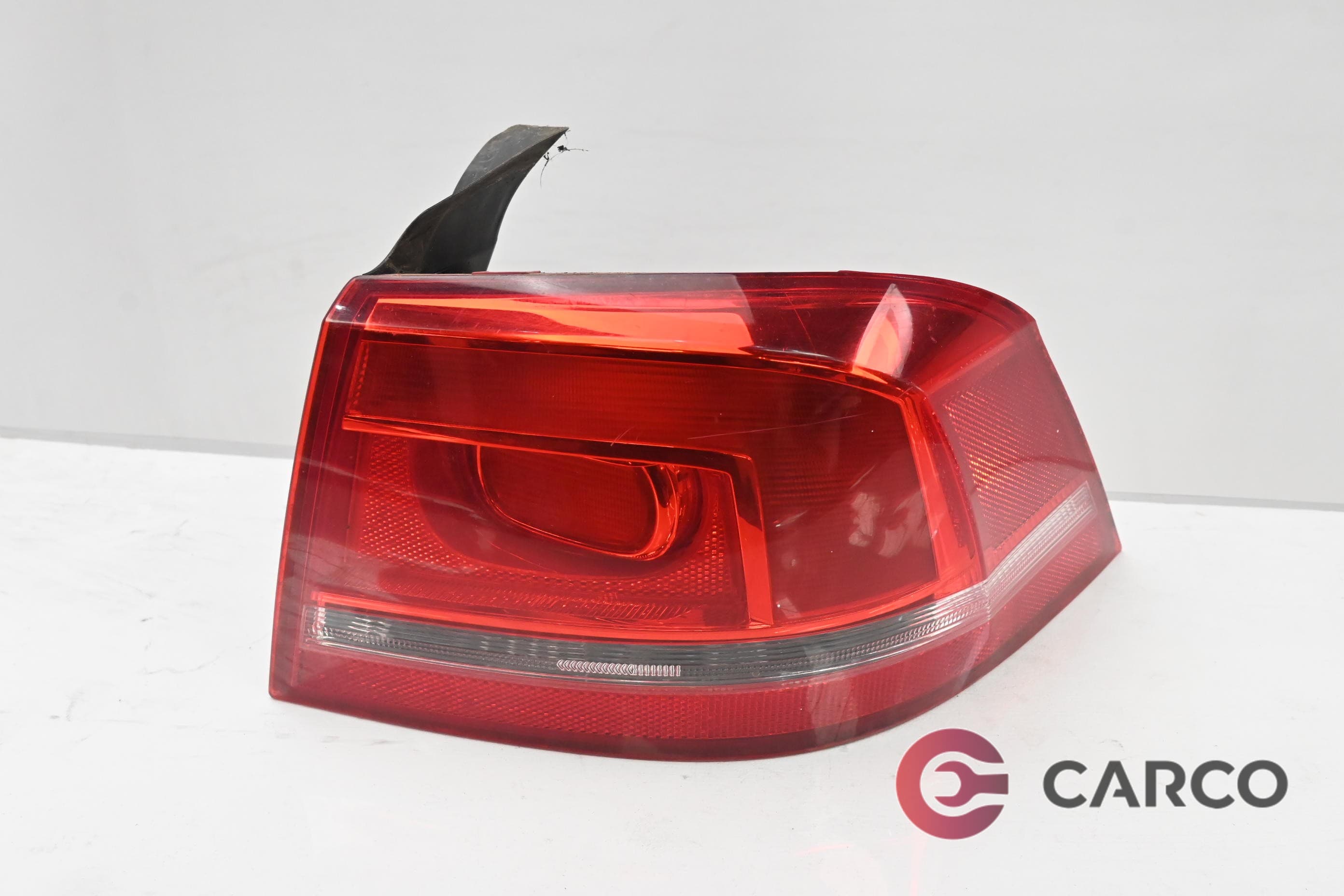 Стоп външен десен ДЕСЕН ВОЛАН за VW PASSAT седан B7 (362) 2.0 TDI (2010 - 2014)
