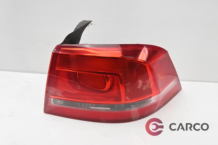 Стоп външен десен ДЕСЕН ВОЛАН за VW PASSAT седан B7 (362) 2.0 TDI (2010 - 2014)