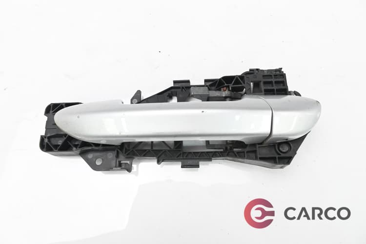 Външна дръжка предна лява Десен волан за VW PASSAT седан B7 (362) 2.0 TDI (2010 - 2014)