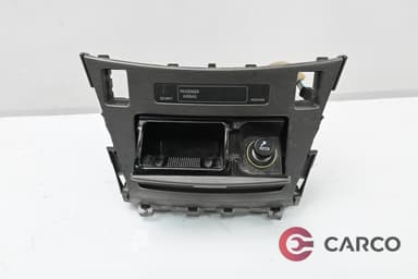 Пепелник за TOYOTA AVENSIS комби (ZRT27, ADT27) 2.0 D-4D (2009)