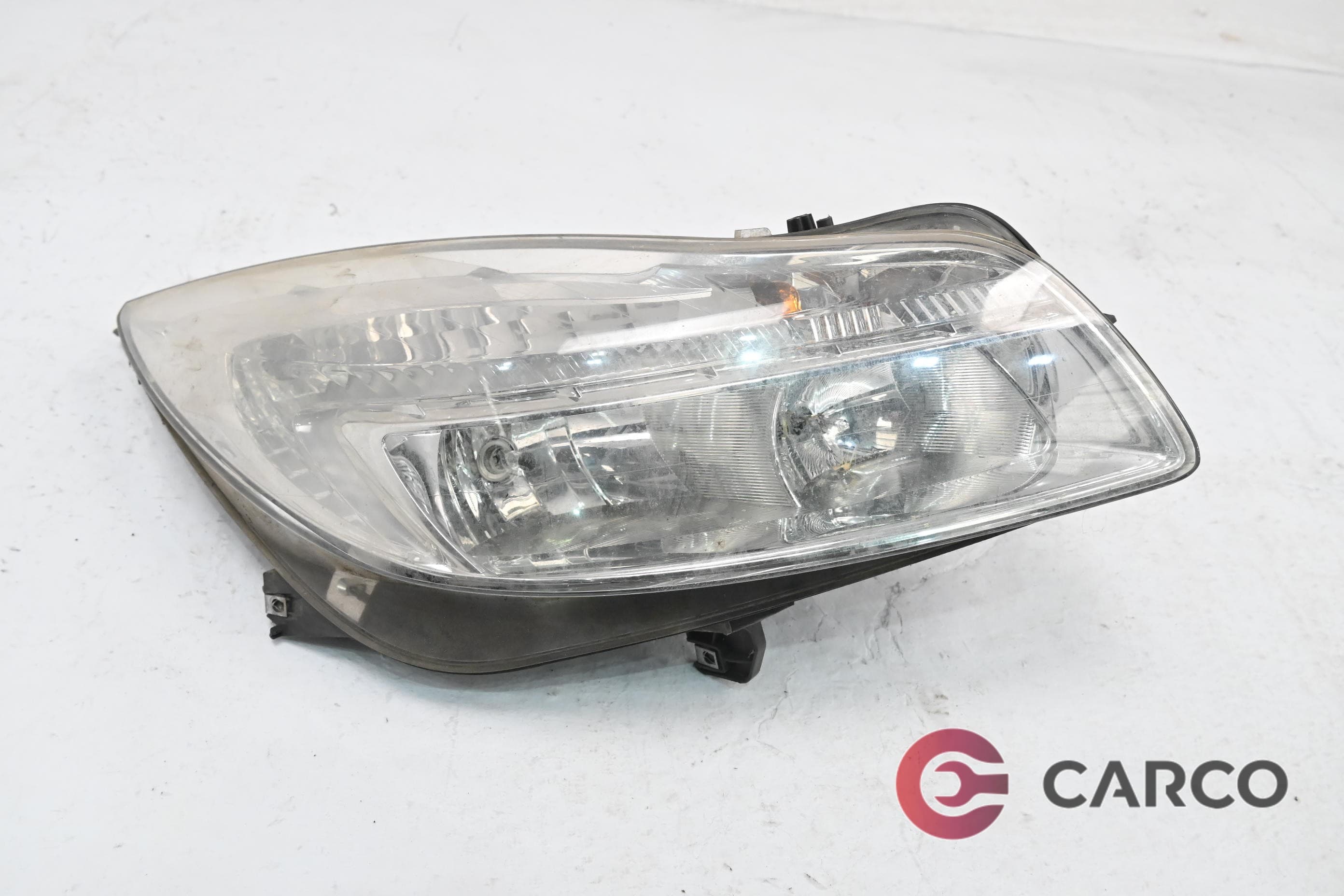 Фар десен за OPEL INSIGNIA комби 2.0 CDTI 4x4 (2008)