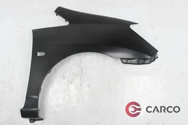 Калник десен за TOYOTA COROLLA Verso (ZDE12_, CDE12_) 2.0 D-4D (2001 - 2004)