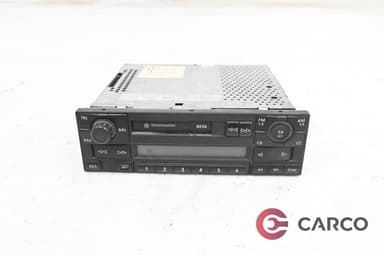 Радио 815 7 649 231 360 за SKODA OCTAVIA Combi (1U5) 1.9 TDI (1998 - 2010)