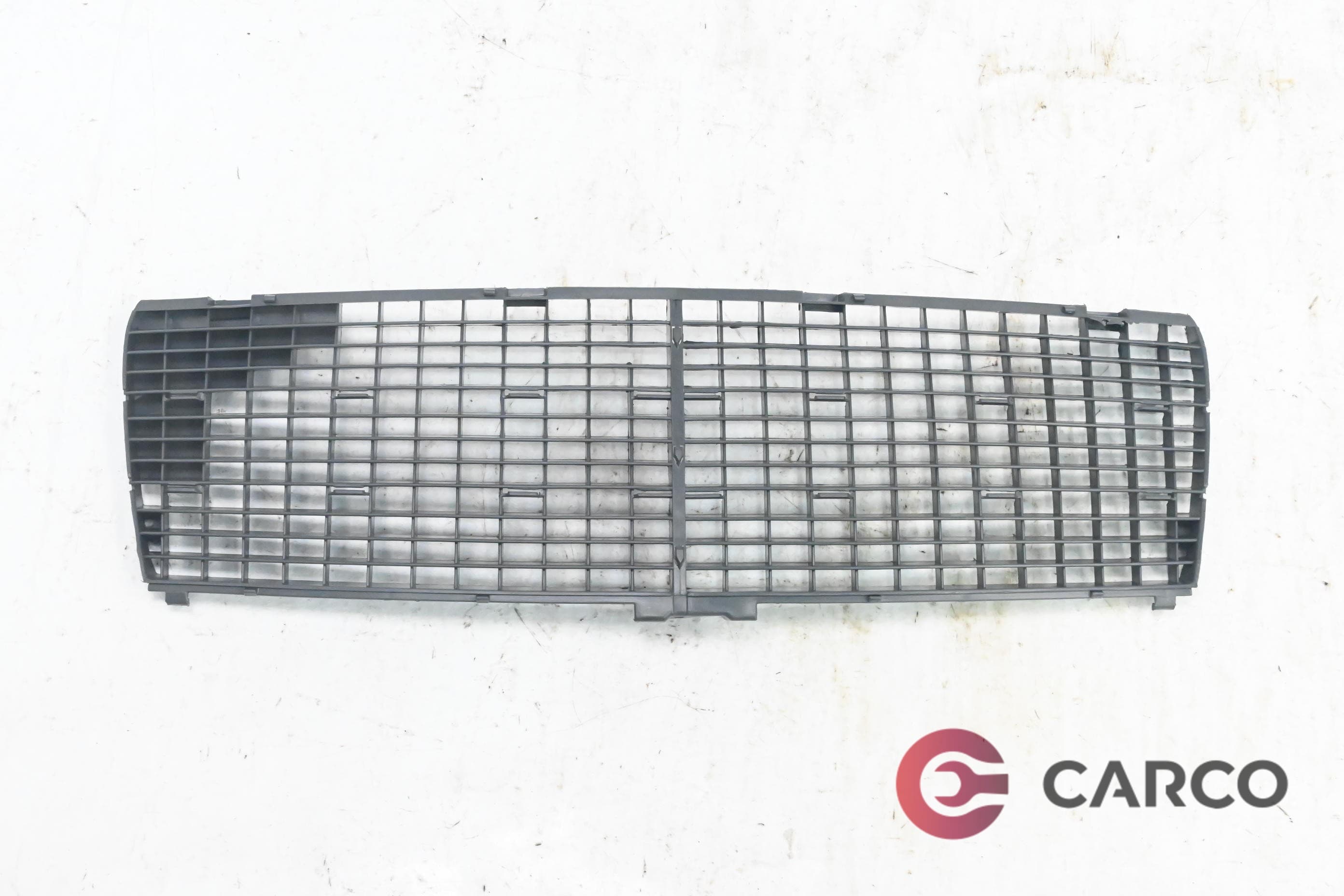 Декоративна решетка за MERCEDES-BENZ C-CLASS седан (W202) C 230 (202.024) (1993 - 2000)