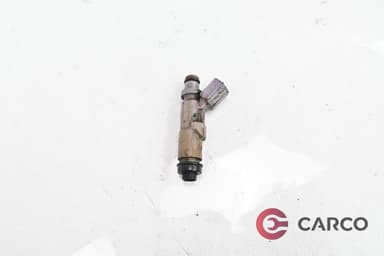 Дюза бензин 23250 70120 за LEXUS IS I седан (JCE1_, GXE1_) 200 (1999 - 2005)