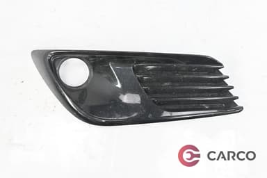 Лайсна около халоген лява за TOYOTA AURIS II 1.8 Hybrid FACELIFT (2013)