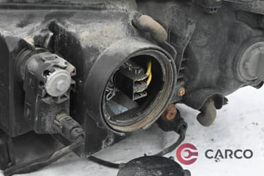 Фар десен за HYUNDAI SANTA FÉ II (CM) 2.2 CRDi 4x4 (2005)