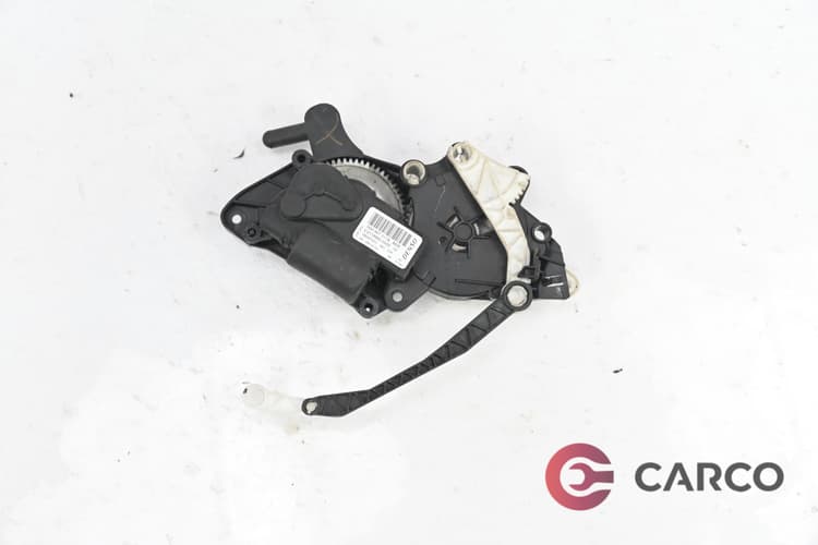 Моторче клапа парно 5Q0907511A за SKODA OCTAVIA (5E3) 1.6 TDI (2012 - 2019)