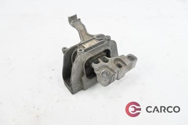 Тампон двигател 5Q0199262 за SKODA OCTAVIA (5E3) 1.6 TDI (2012 - 2019)