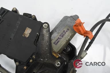Машинка ел стъкло със стъклоповдигач предна дясна за VW GOLF Mk III (1H1) 2.0 GTI 16V (1991 - 1998)