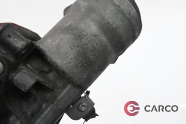 Конзола маслен филтър с охладител 045115389K за VW PASSAT седан B6 (3C2) 2.0 TDI 16V (2005 - 2011)