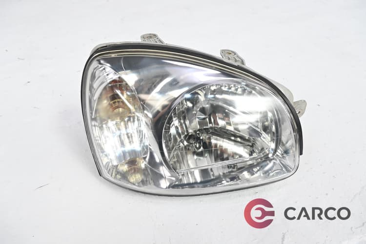 Фар десен за HYUNDAI SANTA FÉ I (SM) 2.7 V6 4x4 (2000 - 2006)
