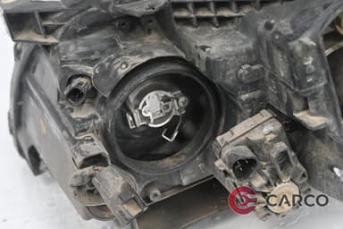 Фар десен за TOYOTA AVENSIS седан (T25_) 1.8 (2003 - 2008)