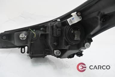 Фар десен 81130-F4030-00 за TOYOTA C-HR 1.8 hybrid (2016 - 2023)