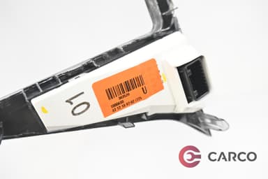 Лайсна около радио за TOYOTA C-HR 1.8 hybrid (2016 - 2023)