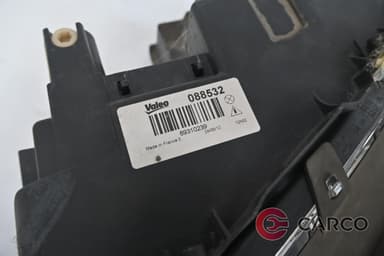 Фар ляв 088532 за AUDI A4 (8E2, B6) 2.0 (2000 - 2004)