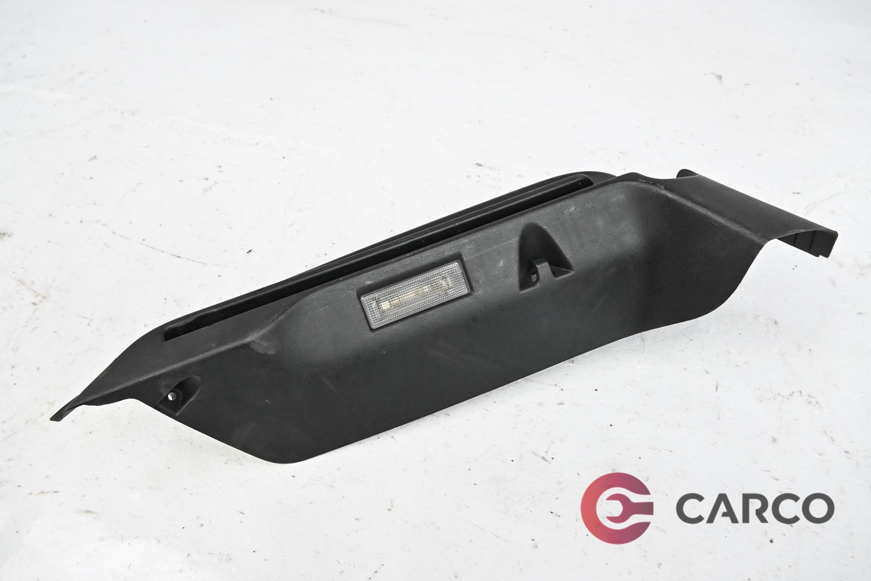 Интериорна лайсна с плафон 5P8 867 761 F за SEAT ALTEA XL (5P5, 5P8) 1.6 LPG (2006)