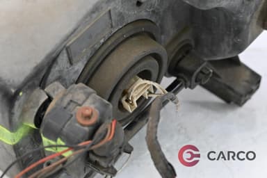 Фар десен за DODGE CALIBER 1.8 (2006)