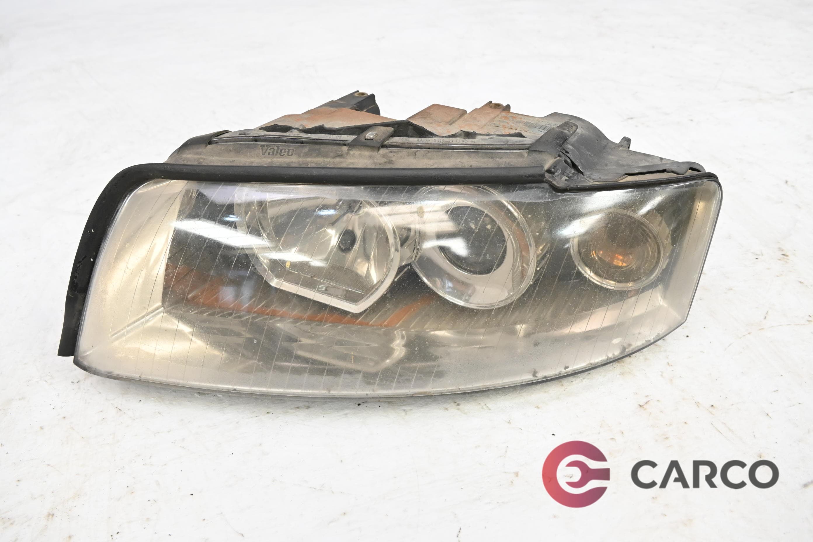 Фар ляв 8E0941003F за AUDI A4 (8E2, B6) 2.0 (2000 - 2004)
