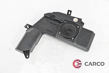 Субуфер 8E9 035 382 03S за AUDI A4 Avant (8E5, B6) 2.5 TDI quattro (2001 - 2004)