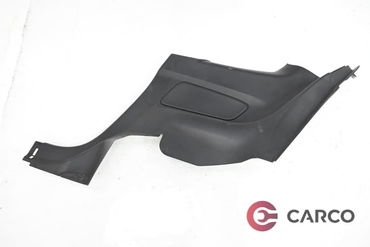 Интериорна лайсна задна дясна 6331012 за Ford mustang 2.3 EcoBoost (2014 - 2023)