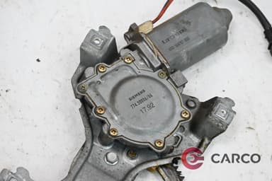Машинка ел стъкло предна лява 680-164787-000 за VW PASSAT седан B3/B4 (3A2, 35I) 1.6 (1988 - 1997)