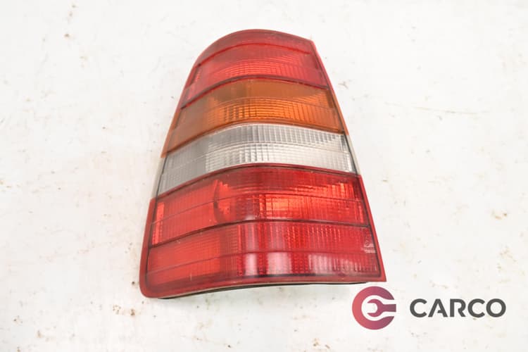 Стоп ляв 124 820 27 64 L за MERCEDES-BENZ KOMBI Break (S124) 200 TE (1985 - 1993)