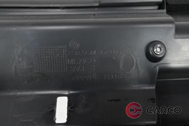 Кора заден капак ZSB 5GM 867 605 A за VW GOLF VII (5G1, BE1) 1.8 TSI (2012)
