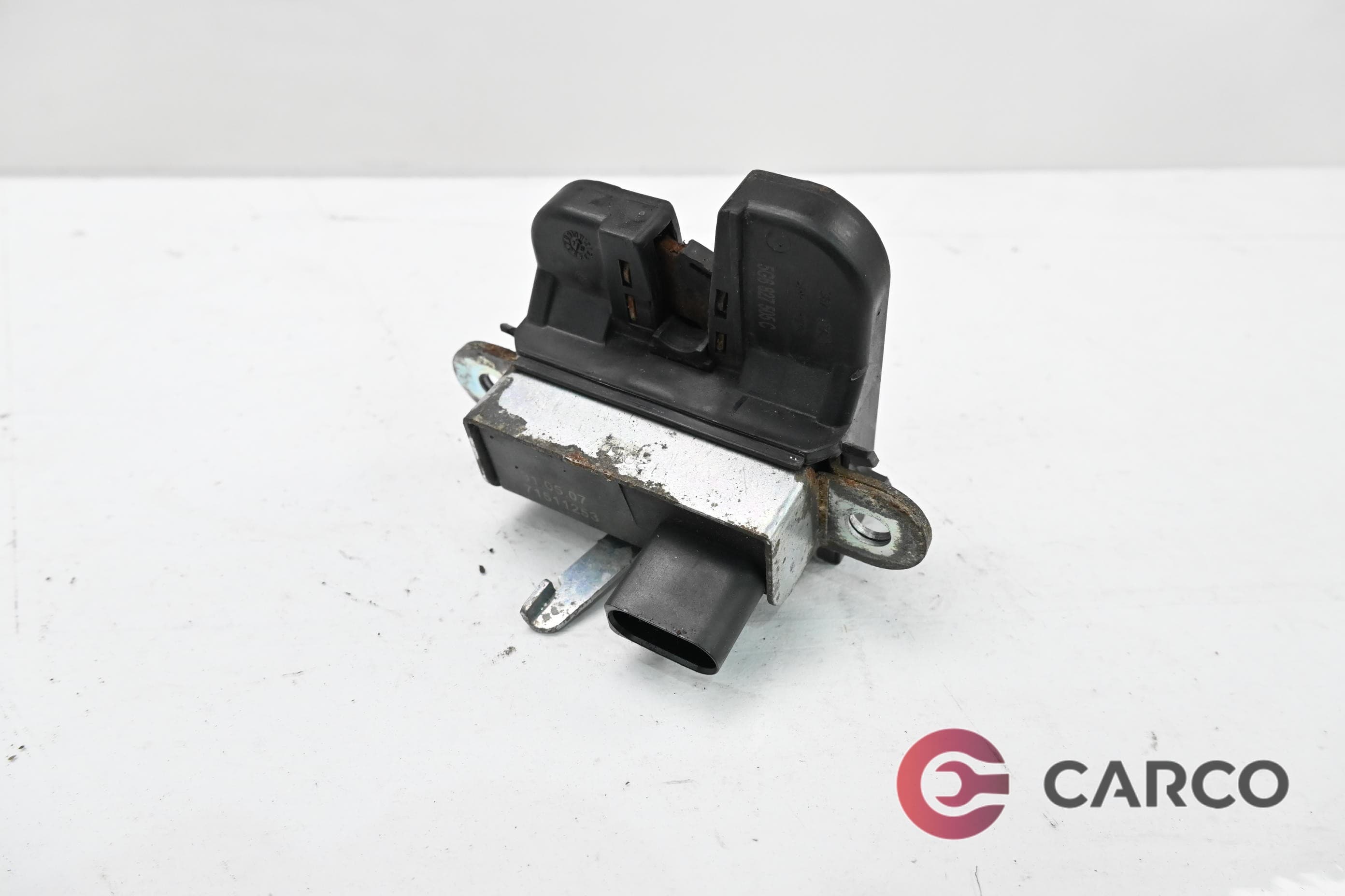 Брава заден капак 5G6 827 505C за VW GOLF VII (5G1, BE1) 1.8 TSI (2012)
