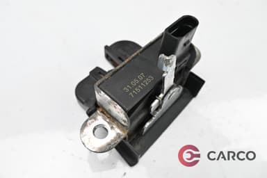 Брава заден капак 5G6 827 505C за VW GOLF VII (5G1, BE1) 1.8 TSI (2012)