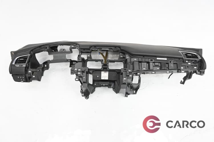 Арматурно табло за MAZDA 6 седан First Facelift (GJ1, GL) 2.2 D (2012)
