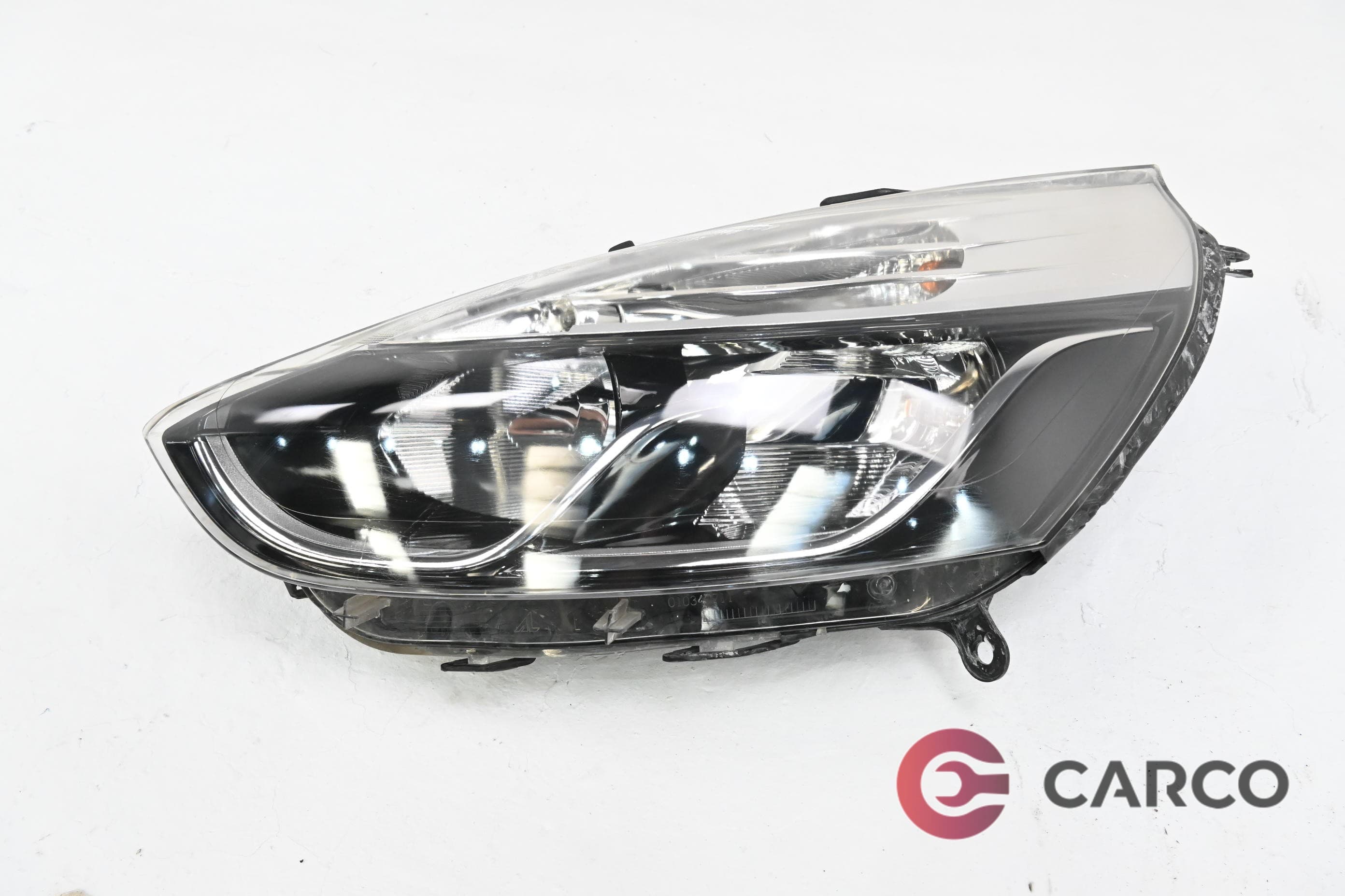 Фар ляв 260601850R за RENAULT CLIO Grandtour IV 1.5 dCi 90 (2013)