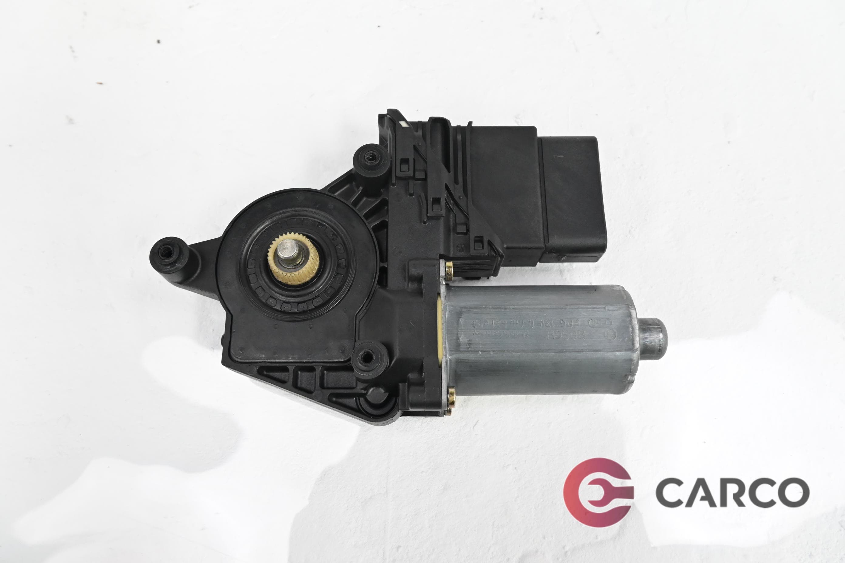 Машинка ел стъкло задна дясна 3B9 839 752 CD за VW PASSAT седан B5.5 (3b3) 1.9 TDI (2000 - 2005)
